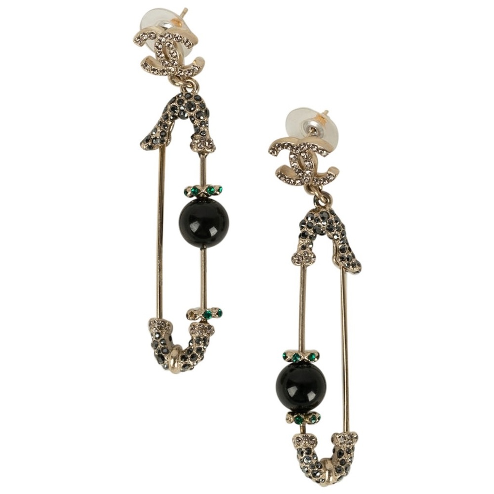 Chanel safety pin earring